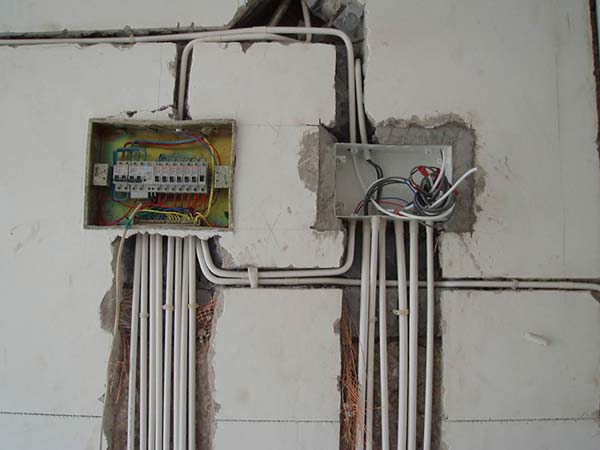 強(qiáng)電、弱電